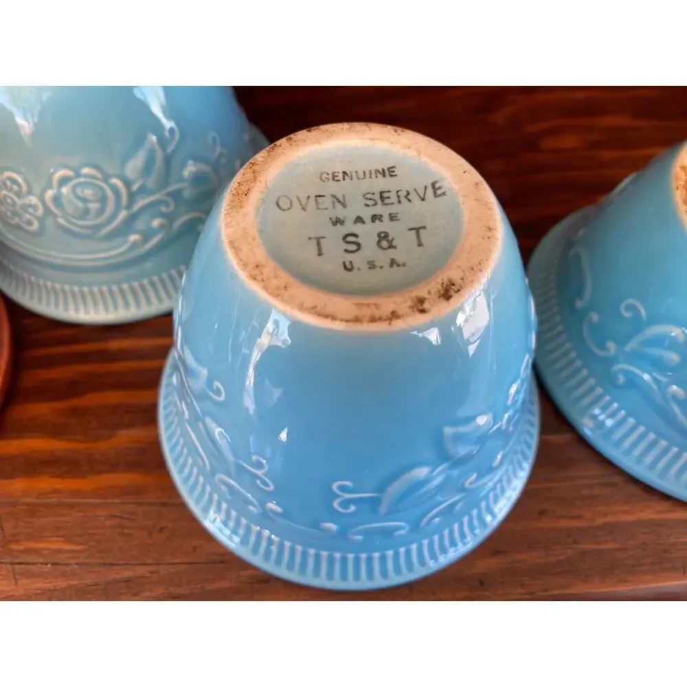 4 T.S.T. Oven Serve Ware Cups 3 Blue 1 Brown